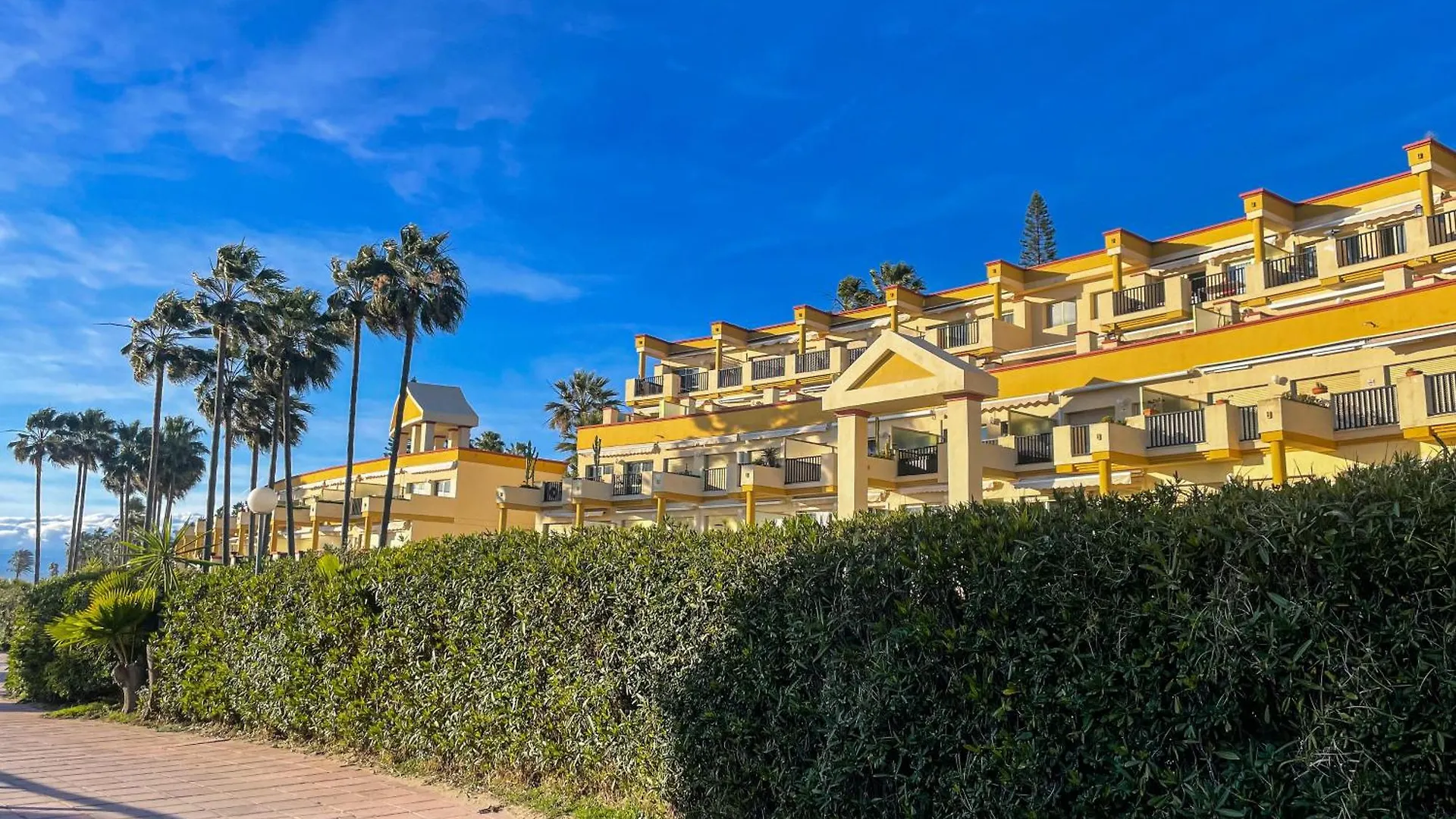 Modern Beach Apartment Romana Playa 723 In Marbella, Elviria